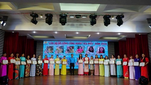 Công đoàn cơ sở Mầm non 28 tham dự Chương trình họp mặt kỷ niệm 94 năm ngày thành lập Hội Liên hiệp Phụ nữ Việt Nam; 14 năm ngày Phụ nữ Việt Nam và tuyên dương cán bộ Nữ công Công đoàn cơ sở (CĐCS) tiêu biểu năm 2024 tại Nhà Văn hóa Lao động quận Bình Thạnh.